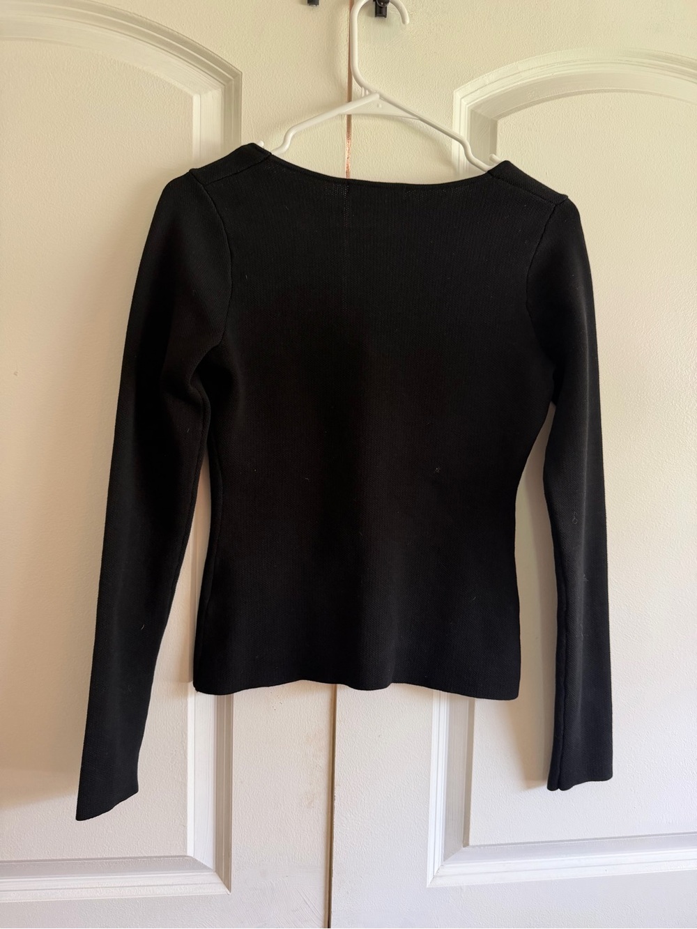 Emerson Lang Black Long-Sleeve Button-Front Knit Sweater Top High Class Preppy - Picture 3 of 3